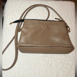 A Bellucci Italian Leather Shoulder Crossbody Bag Purse